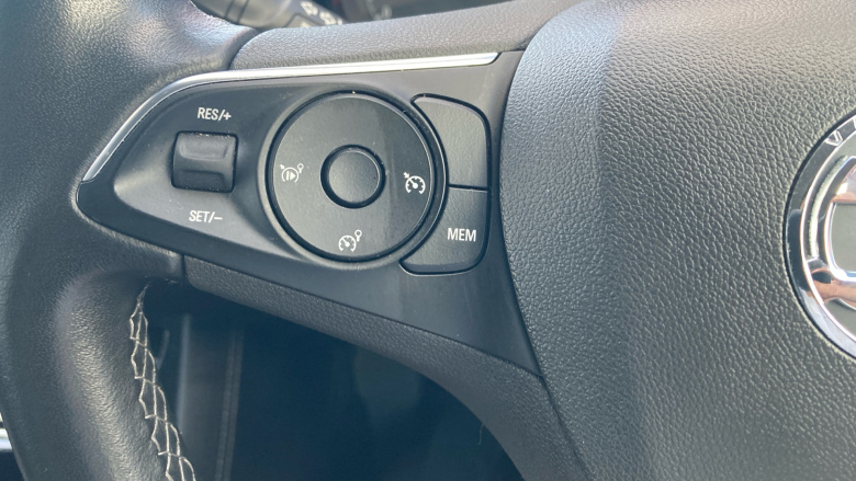 Vauxhall Grandland X 1.2 Turbo SE 5dr Petrol Hatchback